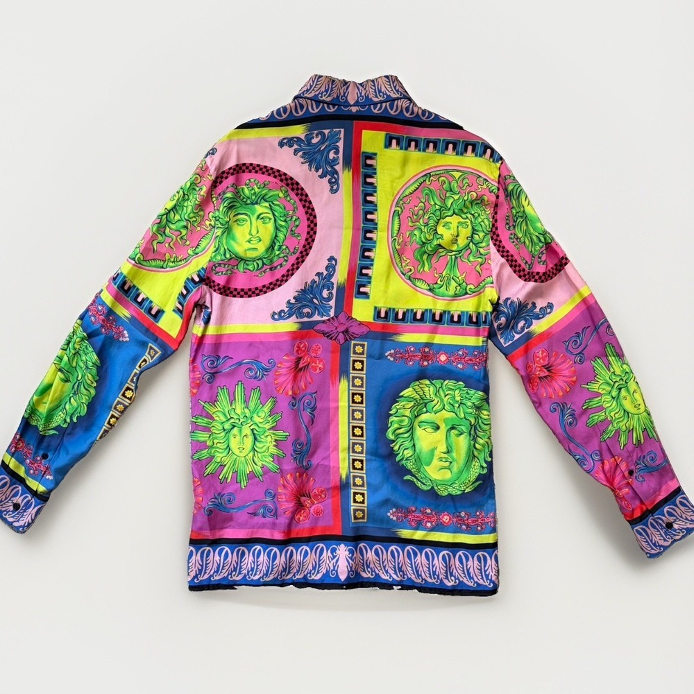 Versace Mens Medusa Graphic Print Silk Button Shirt Size 40 Colorful Art Design - Picture 5 of 16